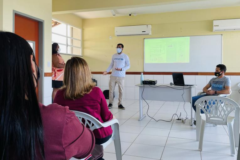 Fora da escola não pode!: Boa Vista cria comitê para buscar crianças e adolescentes fora da escola