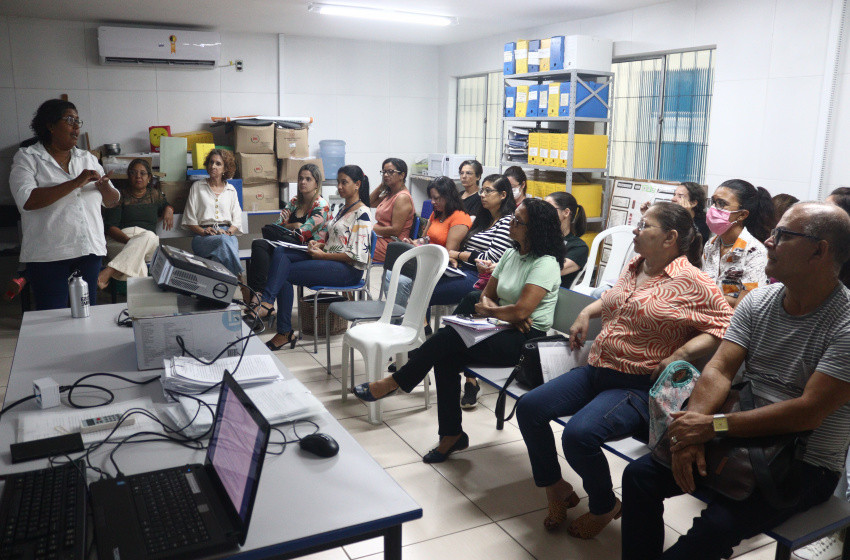 Projeto Presença: servidores de Maceió (AL) são capacitados para utilizar plataforma de Busca Ativa Escolar