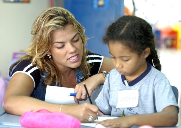 Ministério da Educação eleva o piso nacional dos professores de R$ 3.845,63 para R$ 4.420,55